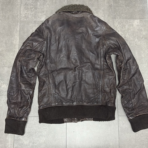 Authentic Hollister Palm Canyon Distressed Leather Jacket. - Picture 9 of 16